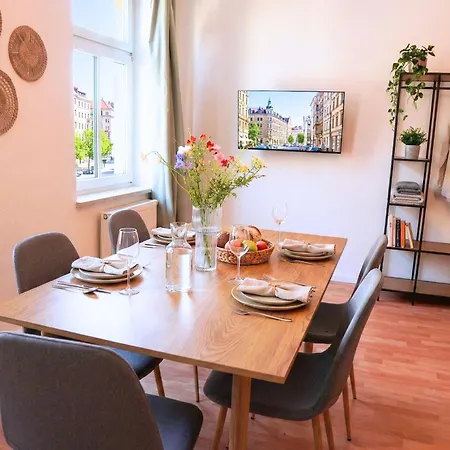 Havn - 2 Schlafzimmer, Boxspringbetten, Wifi, Smart Tv, Parkplatz, Vollausgestattete Küche Apartment *