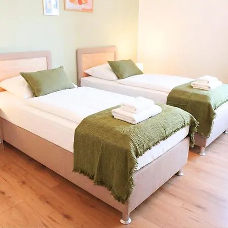 Havn - 2 Schlafzimmer, Boxspringbetten, Wifi, Smart Tv, Parkplatz, Vollausgestattete Küche Apartment *