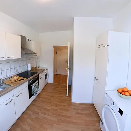Havn - 2 Schlafzimmer, Boxspringbetten, Wifi, Smart Tv, Parkplatz, Vollausgestattete Kueche Magdeburg