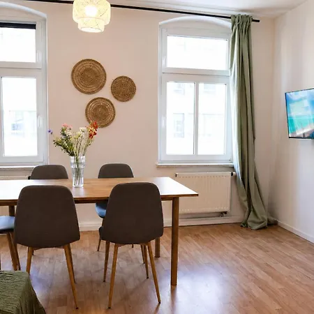 Havn - 2 Schlafzimmer, Boxspringbetten, Wifi, Smart Tv, Parkplatz, Vollausgestattete Kueche Magdeburg