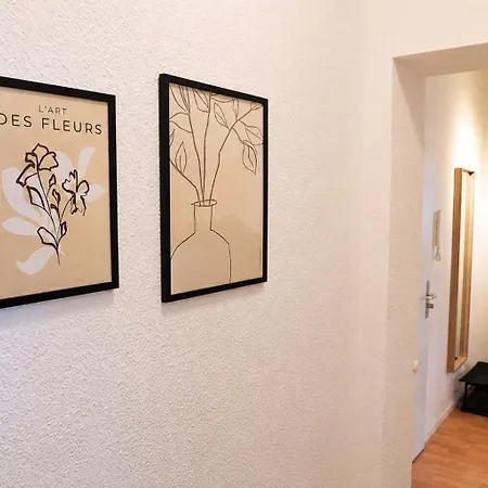 Lägenhet Havn - 2 Schlafzimmer, Boxspringbetten, Wifi, Smart Tv, Parkplatz, Vollausgestattete Kueche Magdeburg