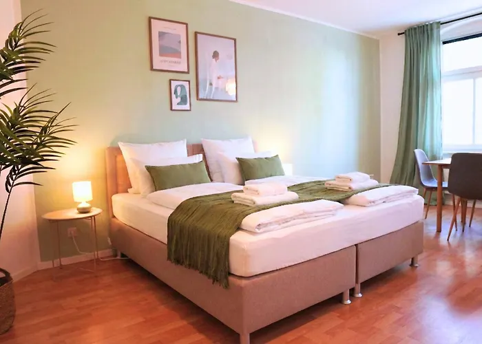 Havn - 2 Schlafzimmer, Boxspringbetten, Wifi, Smart Tv, Parkplatz, Vollausgestattete Küche * Magdeburg